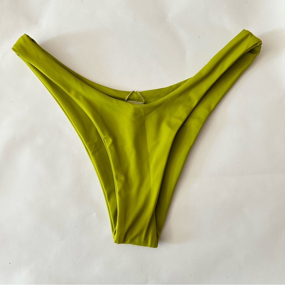 Dos Gardenias 1 Green Bikini Swim Bottom